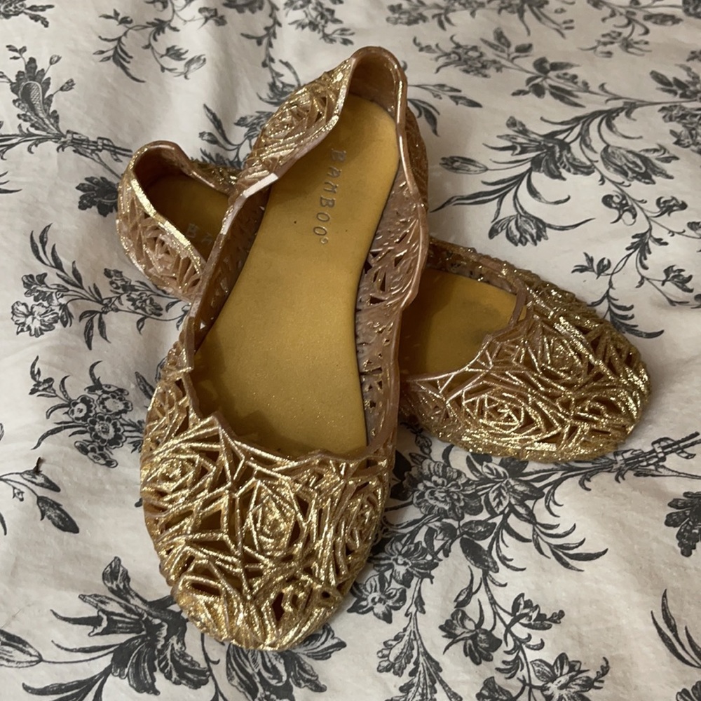 Bamboo glitter jelly flats Sz 5 gold